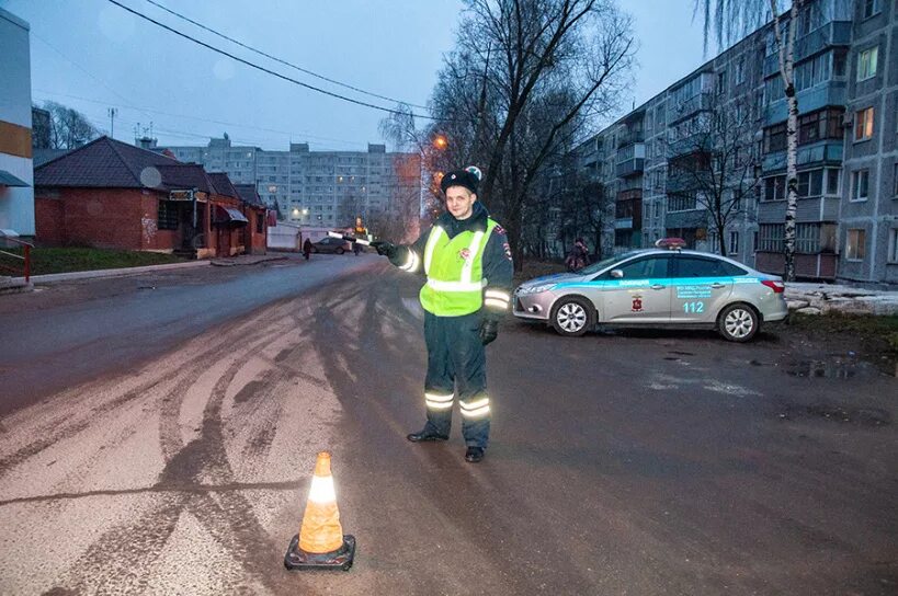 Гибдд павловский посад. ГАИ Павловский Посад. Сотрудники ГАИ Павловский Посад. Павловский Посад ГИБДД рейд.