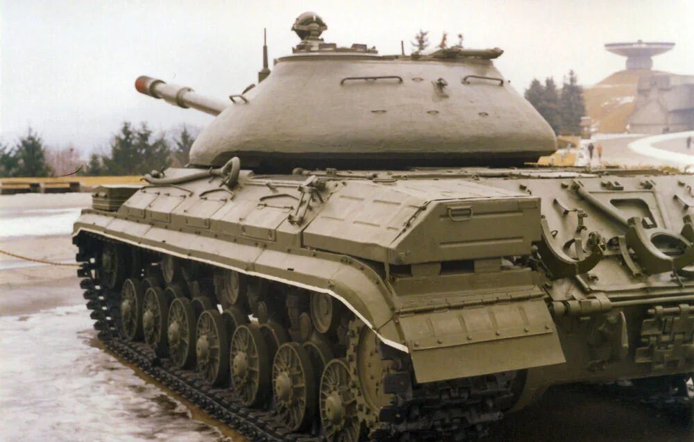 Применение т 10. Тяжелый танк т-10. ИС-10 танк. Т-10 тяжелый Советский танк. ТТ 10 танк.