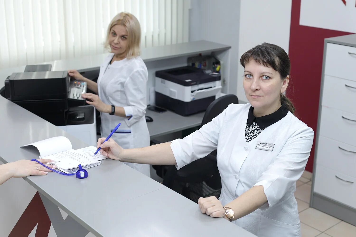 Медосмотр на права. Медкомиссия психиатр и нарколог. Добровольского 1/2 профмедицина. Транспортная комиссия справка. Водительская медкомиссия реклама.