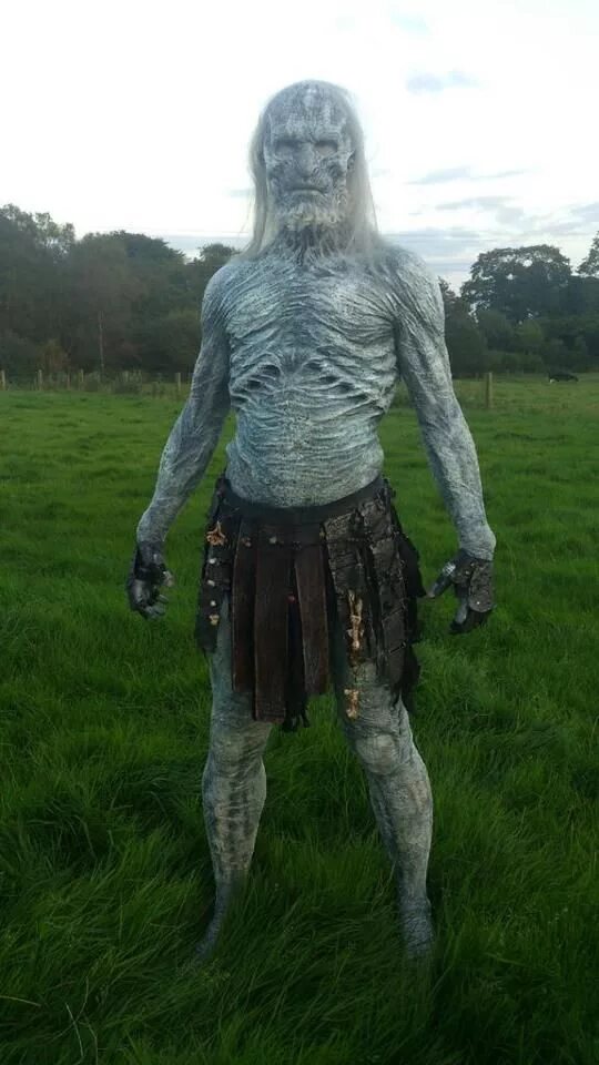 Игра престолов король ходоков. Белые ходоки волкер игра престолов. Ледяные ходоки игра престолов. Лидер белых ходоков. Белые ходоки в игре престолов костюм.