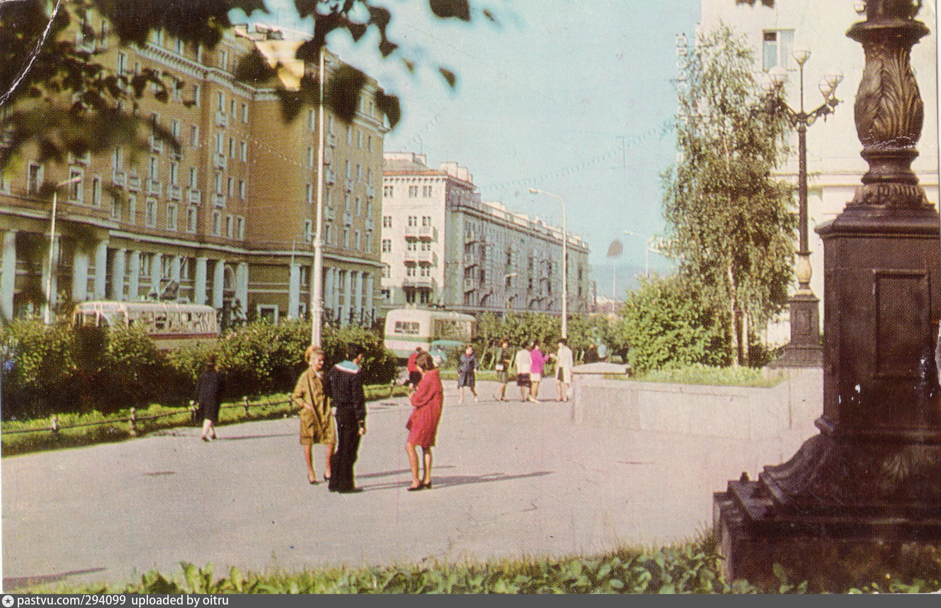 1970 год одноклассники. Проспект Ленина 70 город Мурманск. Мурманск в 1970 году. Мурманск год постройки 1970. Мурманск 1985 год.