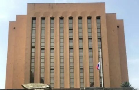 Сколько посольства в армении