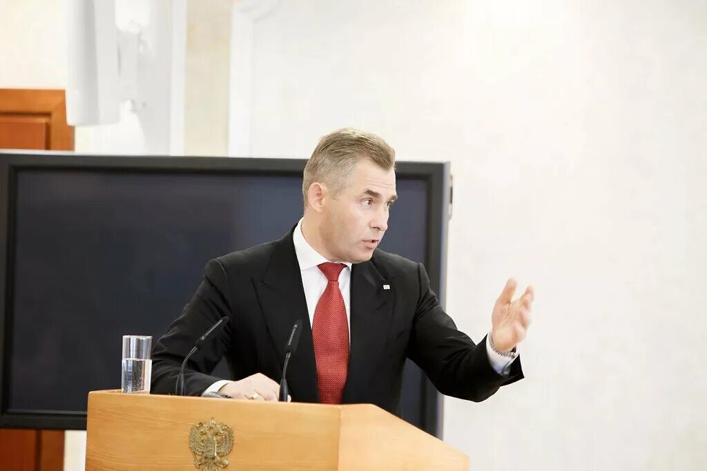 Адвокат антон казанский. Сын юриста. Сын юриста. Сын юриста. Директор фбр рэй.