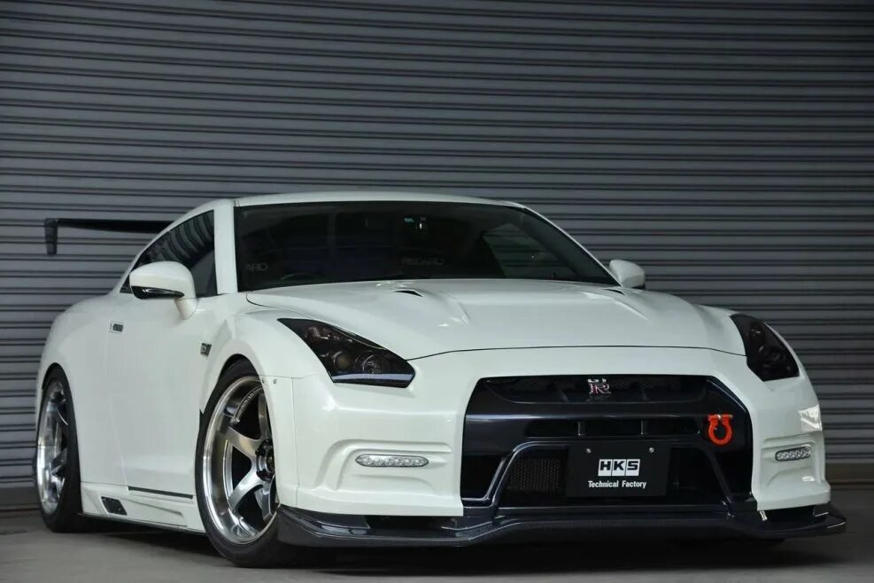 Ниссан скайлайн гтр 35. Ниссан гтр р35 нисмо. Ниссан скайлайн гтр 35. Nissan skyline gt-r r35. Nissan skyline gtr r35 сток.