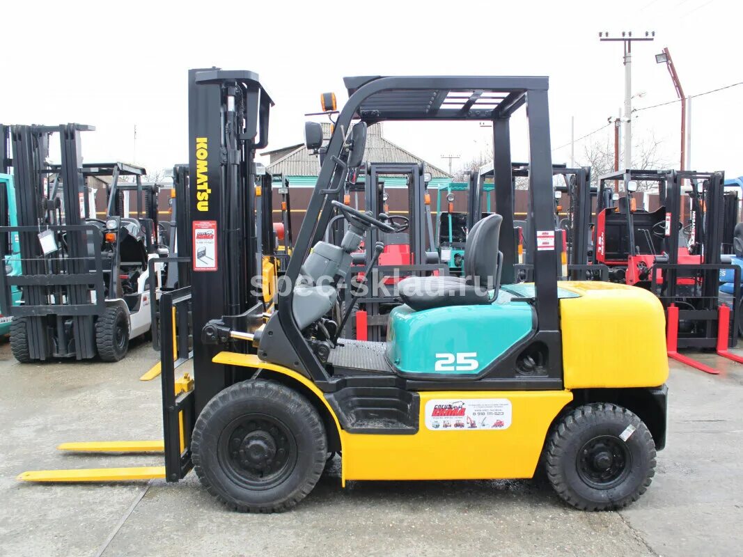Вилочный погрузчик bt gt18. 5 тн. Komatsu fd25t-16. Погрузчик вилочный тсм 3т. Погрузчик toyota.