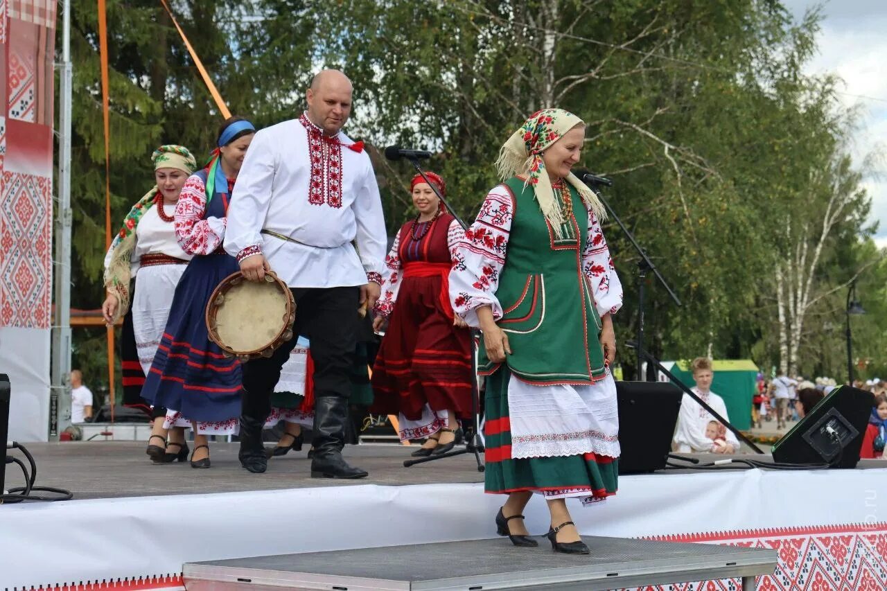 Народное искусство фольклор. Фольклор фото. Фестиваль душа России. Деревня душа России.