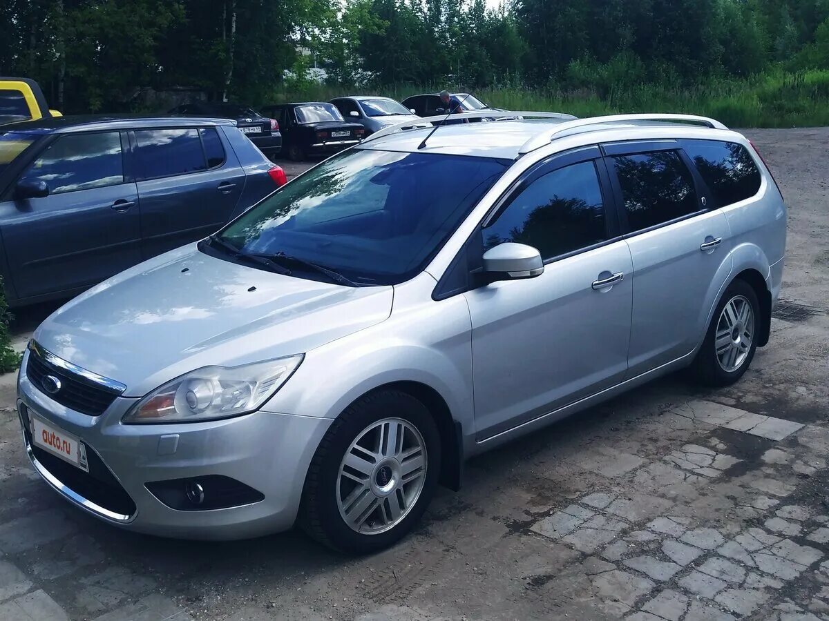 Куплю форд фокус бу москве. Ford Focus 2 универсал 2008. Ford Focus 2 универсал. Форд фокус универсал 2008 года. Форд фокус 2 универсал 2008 года.