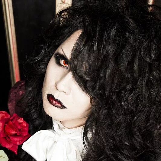 Vampire rose visual kei. Vampire rose. Vampire rose j rock. Vampire rose j rock. Vampire rose visual kei.