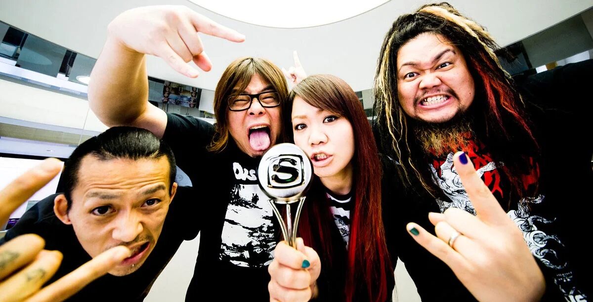 Maximum the hormone chuchu lovely munimuni перевод. Нао кавакита. группа maximum the hormone. maximum the hormone дайсукэ цуда. the maximum hormone барабанщица.