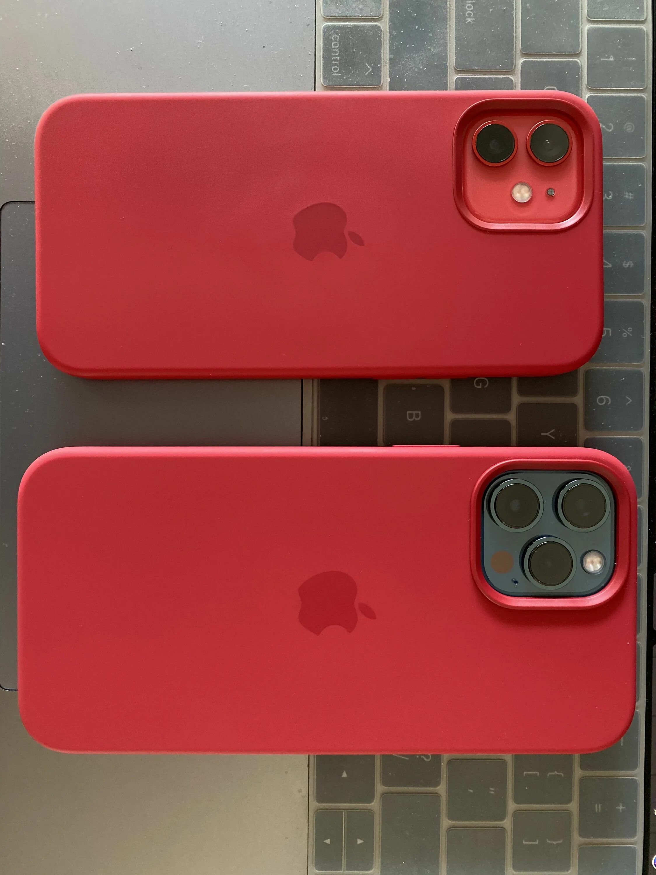 Apple 13 red. Айфон 12 промакс красный. iphone 12 pro max красный. iphone 14 pro max red. iphone 12 pro red.