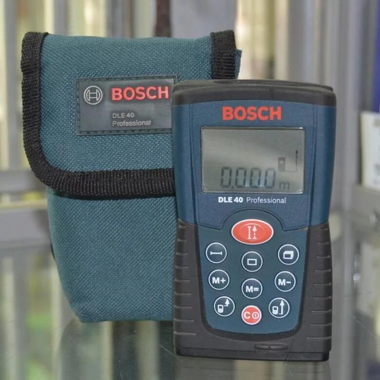 Дальномер лазерный bosch dle 70 0601016600. Дальномер 25 м ±2. Дальномеры с откидной скобой. Dle 40 bosch. Дальномер лазер.