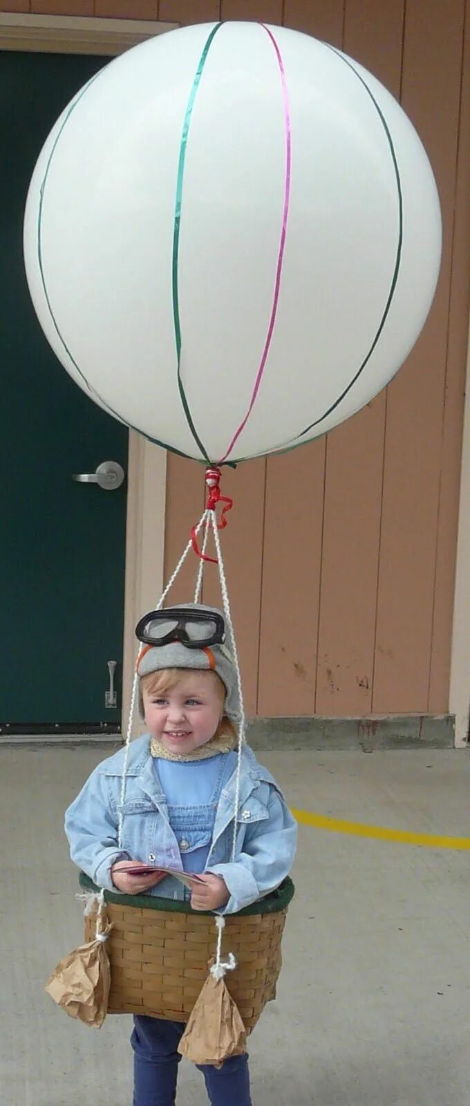 Костюм в шаре. Костюм воздушный шар. Детские фотосессии воздушный шар. Костюм шара для мальчика. Костюм воздушного шарика.