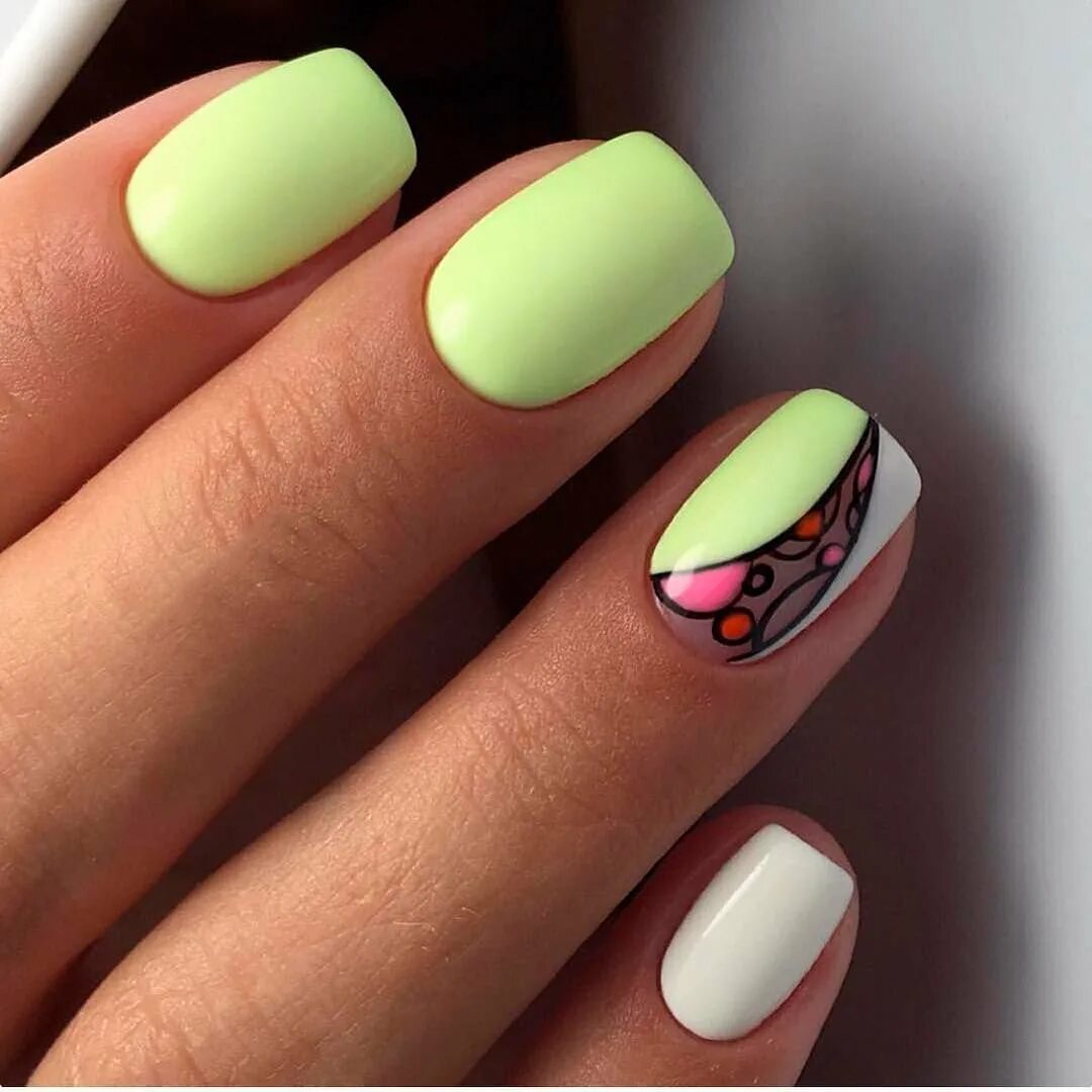 Ногти яркие летние. Разноцветный маникюр. Яркие ногти квадратной формы. Разноцветные ногти. Яркие ногти квадратной формы.