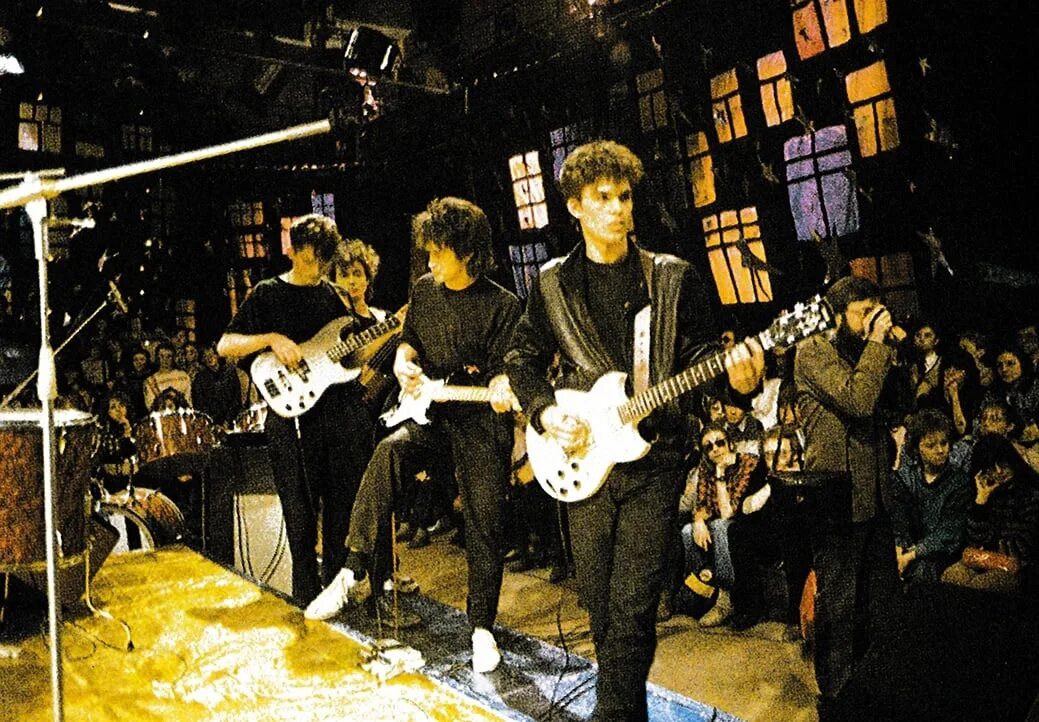 Цой мои друзья идут по жизни маршем. Мои друзья идут по жизни маршем. Мои друзья идут по жизни маршем. Уроки игры на гитаре цой. Мои друзья цой.