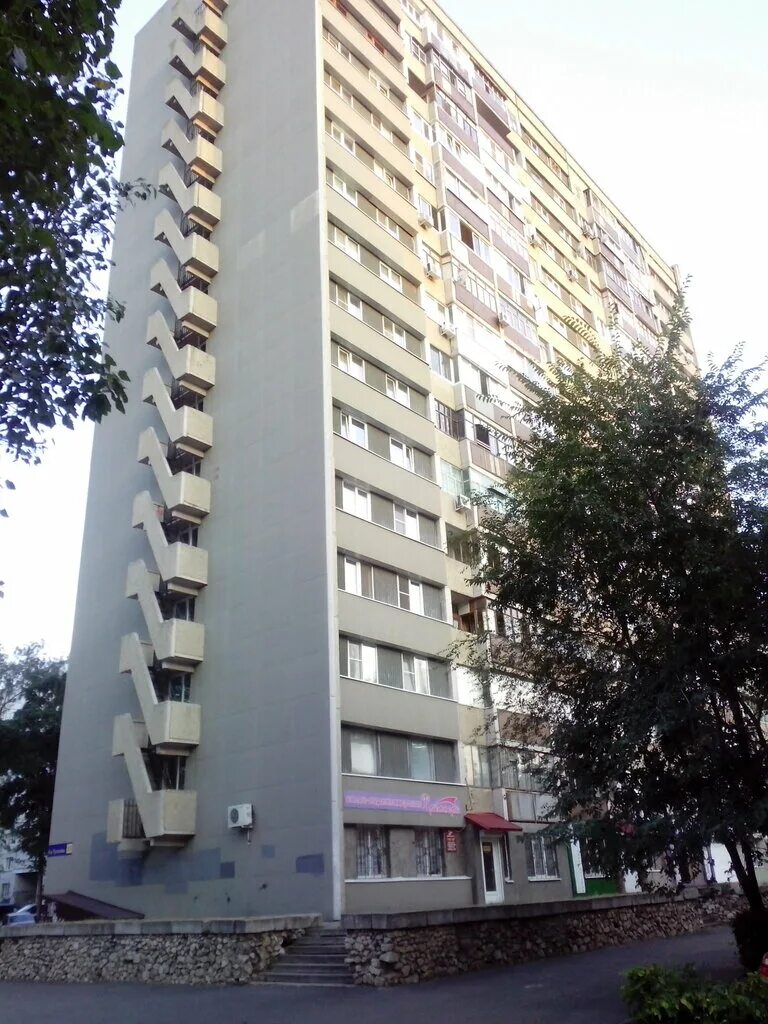 Салон премьера тольятти туполева 11. Premier (компания). Спортивная 22 тольятти. Go авто тольятти. Премьера тольятти.