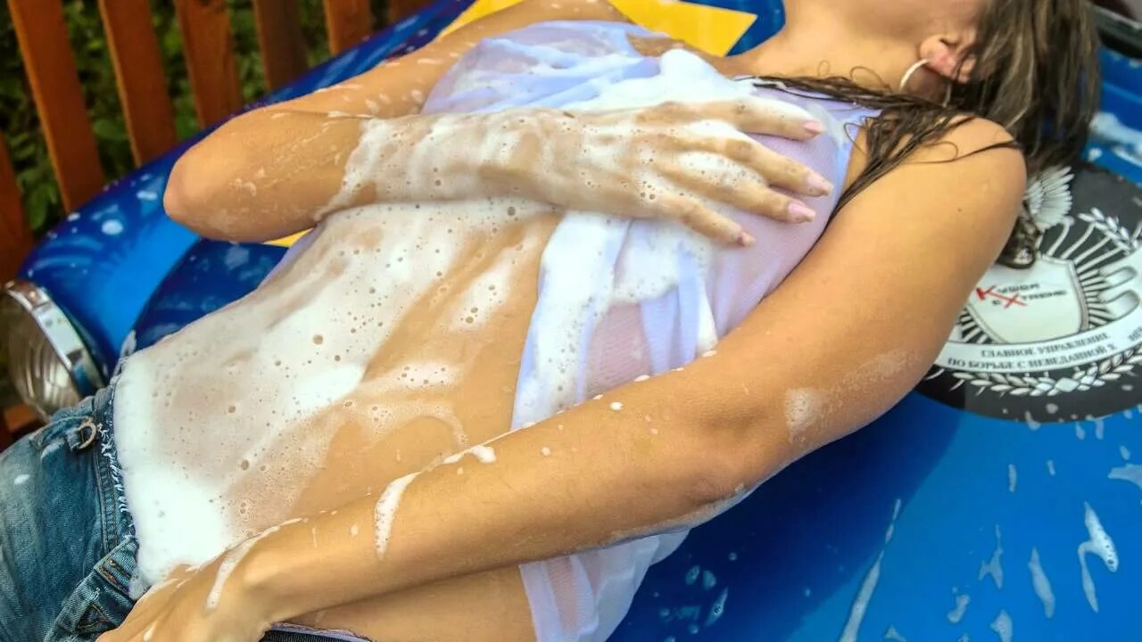 Запрещенное видео девочки. Запрещённое видео во всём мире. запрещенные видеоролики. запрещена в вк. запретные видеозапись.