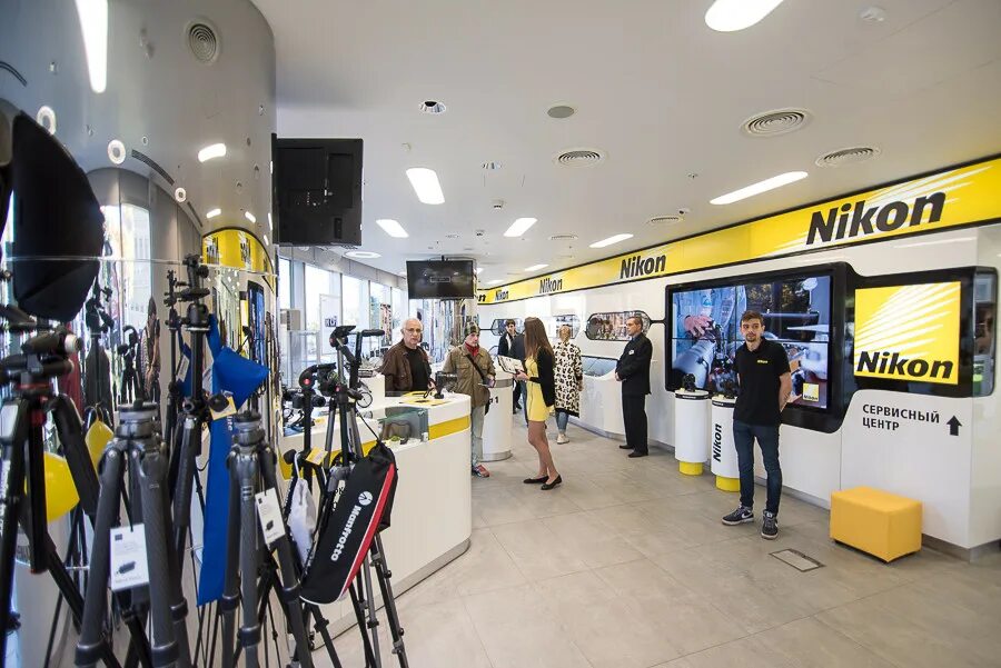 Сервис центр nikon undefined. Nikon plaza. nikon магазин. сервисный центр nikon.