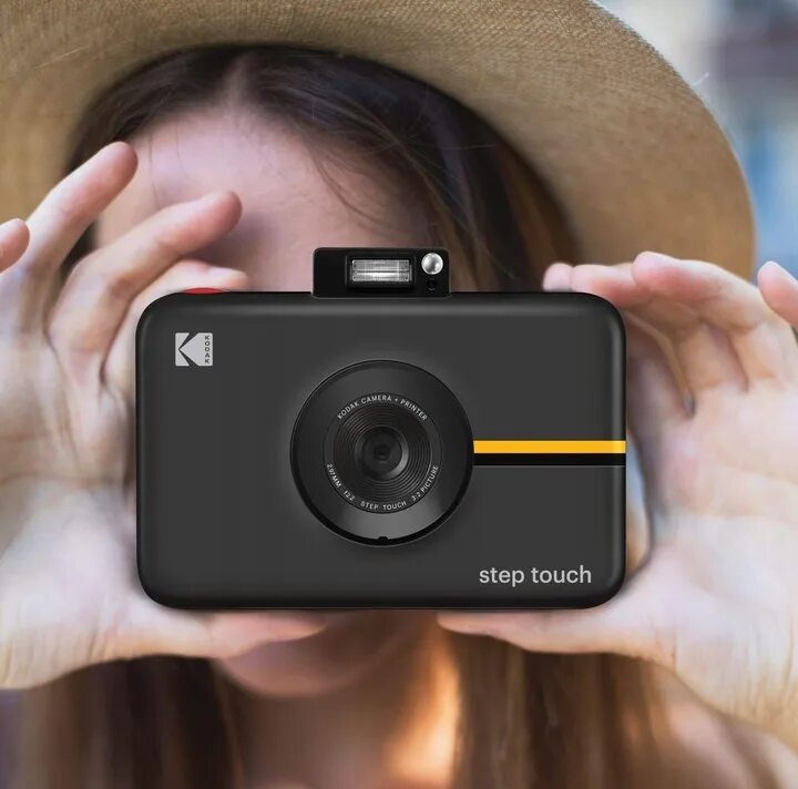 Мгновенный фотоаппарат. Кодак полароид фотоаппарат. Фотоаппарат снеп тоуч. Печатающий фотоаппарат. Фотоаппарат для качественных фотографий.