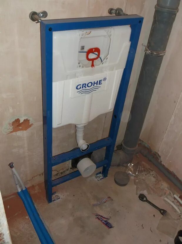 Течет подвесной унитаз. Сборка инсталляции grohe. крепление подвесного унитаза к инсталляции grohe.