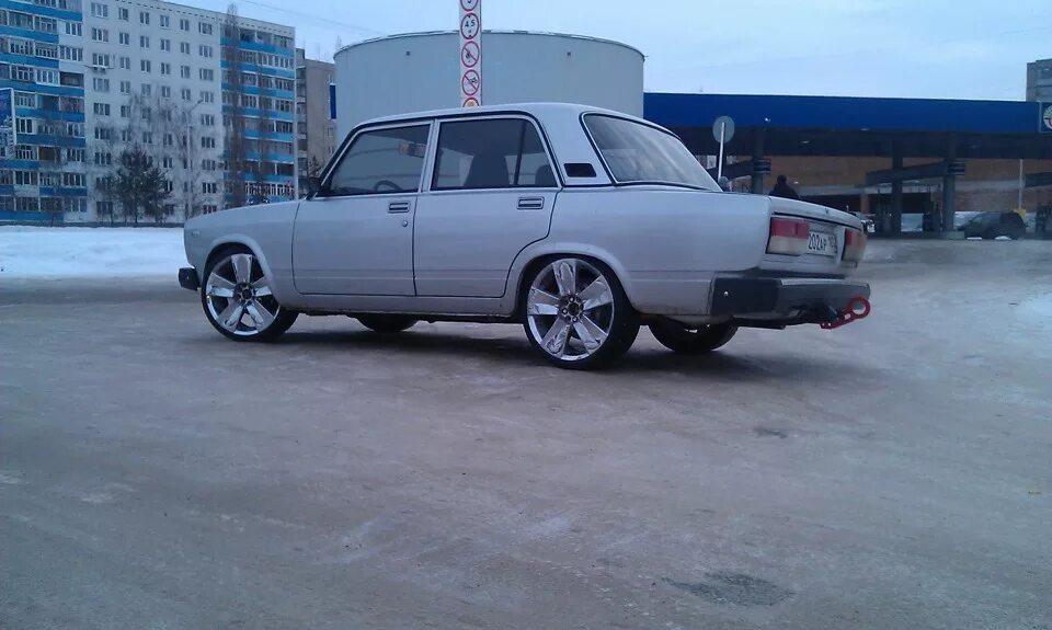 Новые тапки ВСМПО Паллада R15 White Lada 21074, 1,6 л, 2006 года колёсные диск