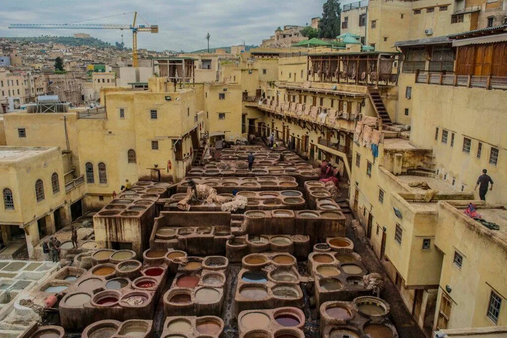 Бузника марокко. Фес марокко. Марокко строй. Марокко нцаколорит. Бассиф марокко.