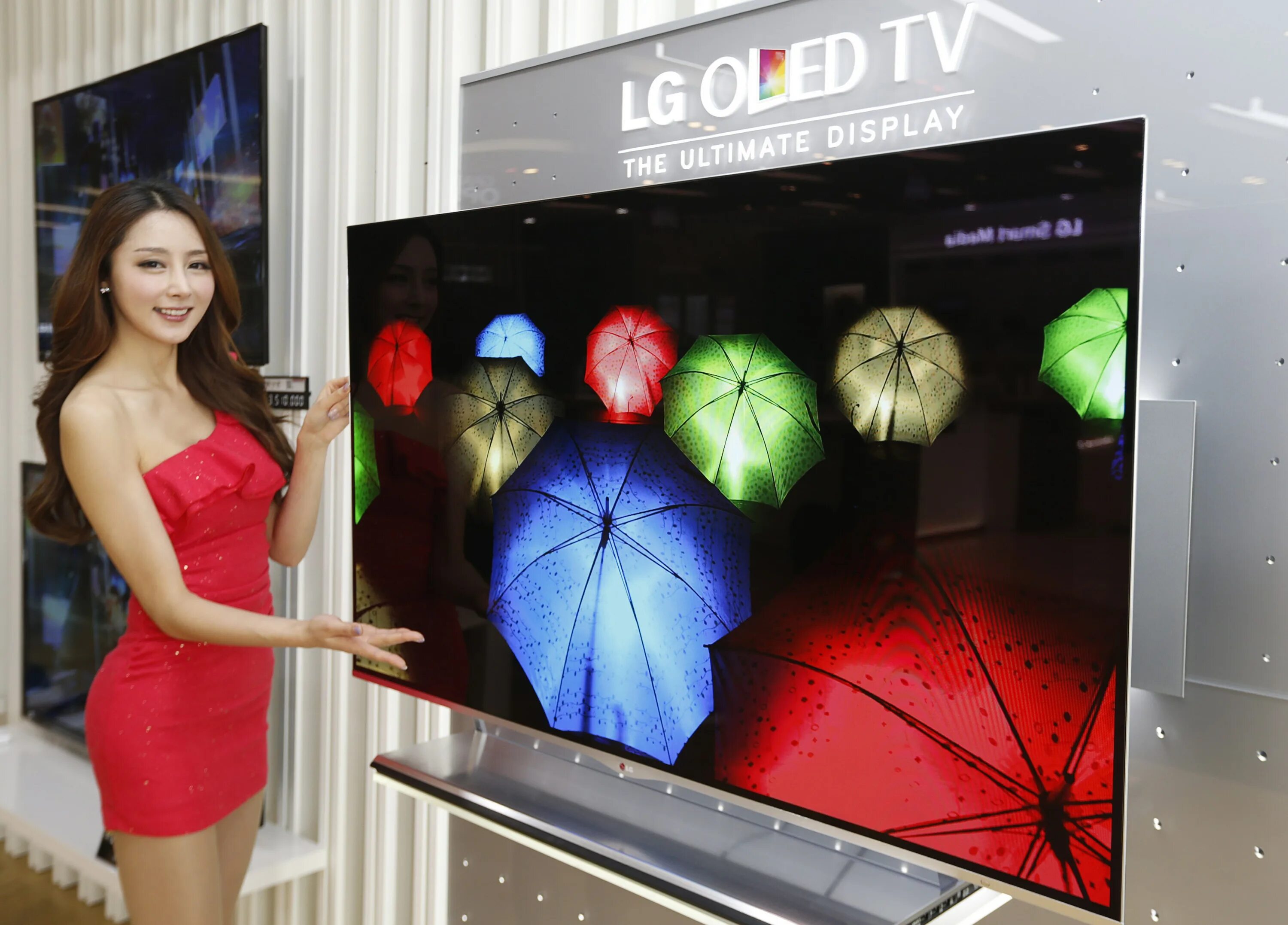 LG display 2023. LG display t2. LG oled32c2. OLED экран телевизора. Телевизоры модели 2023 года