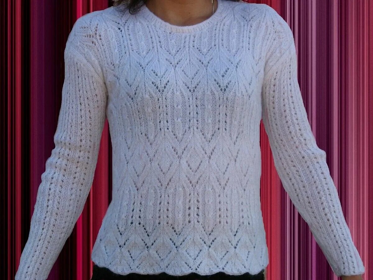 Видео вязания кофты спицами. Вязаные кофты. Красивые свитера. Ажурный свитер. Красивый узор для свитера.