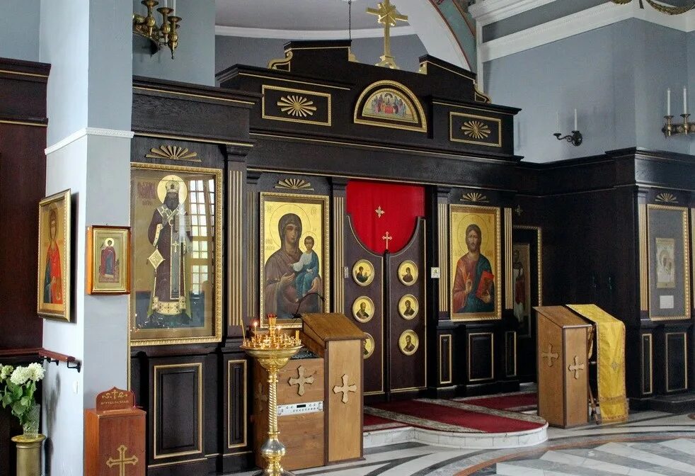 Иннокентия в бескудникове суббота. Храм святителя иннокентия расписание. Иннокентия московского клирик. Игумен ферапонт орлов хабаровск храм иннокентия иркутского 2000г. Протоиерей владислав филипповское.