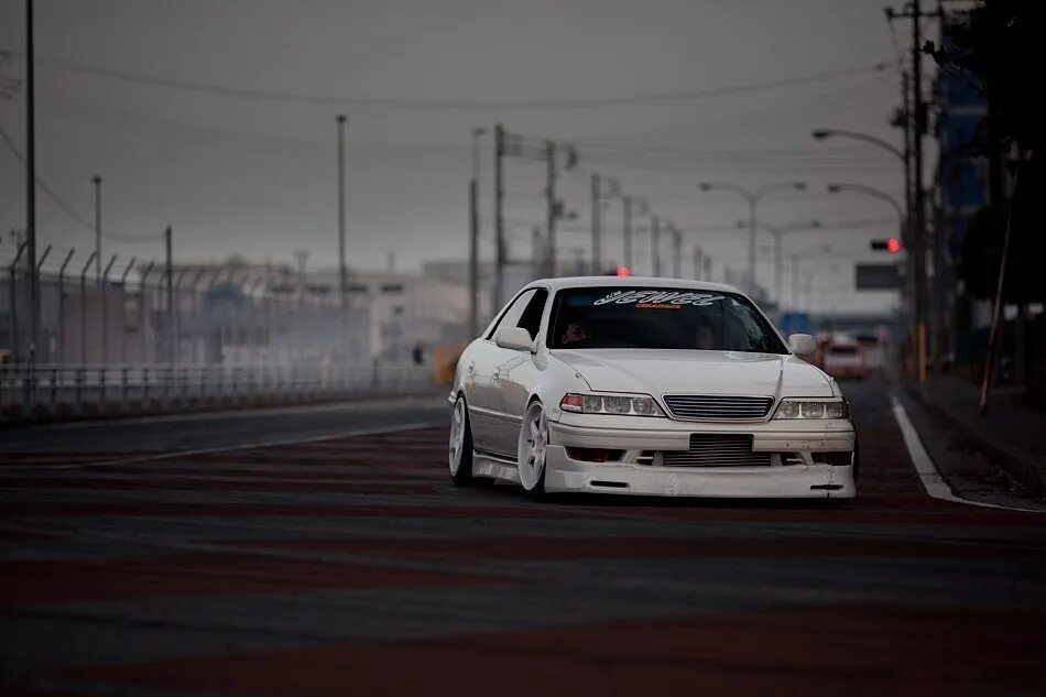 Toyota Chaser jzx100 дрифт. Mark vk