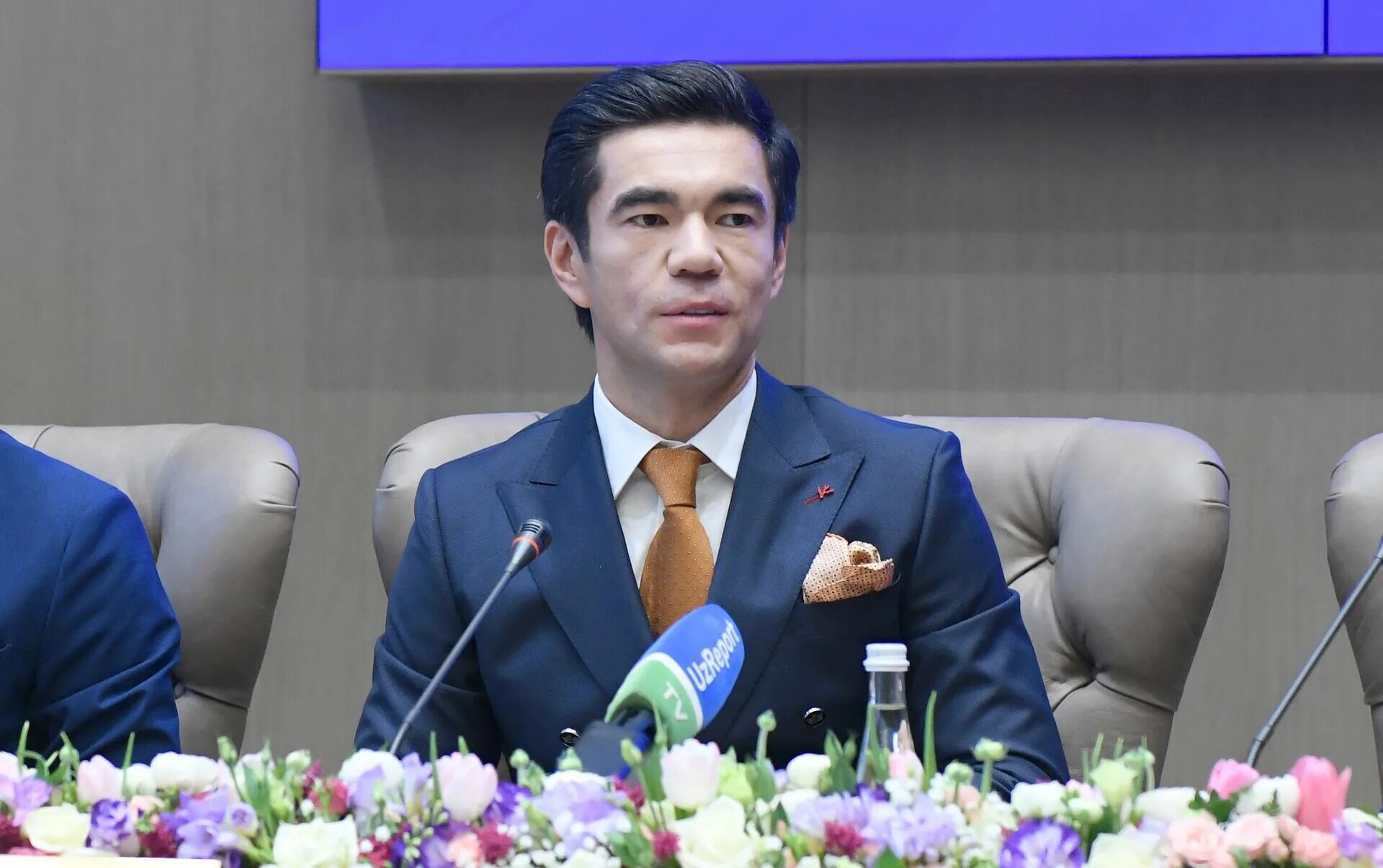 Азиз юлдашевич. Shahzod umirzakov tass vision. Арманжан мерекеевич байтасов. Хикмат абдурахманов. Основатель джахонгир пулатов.