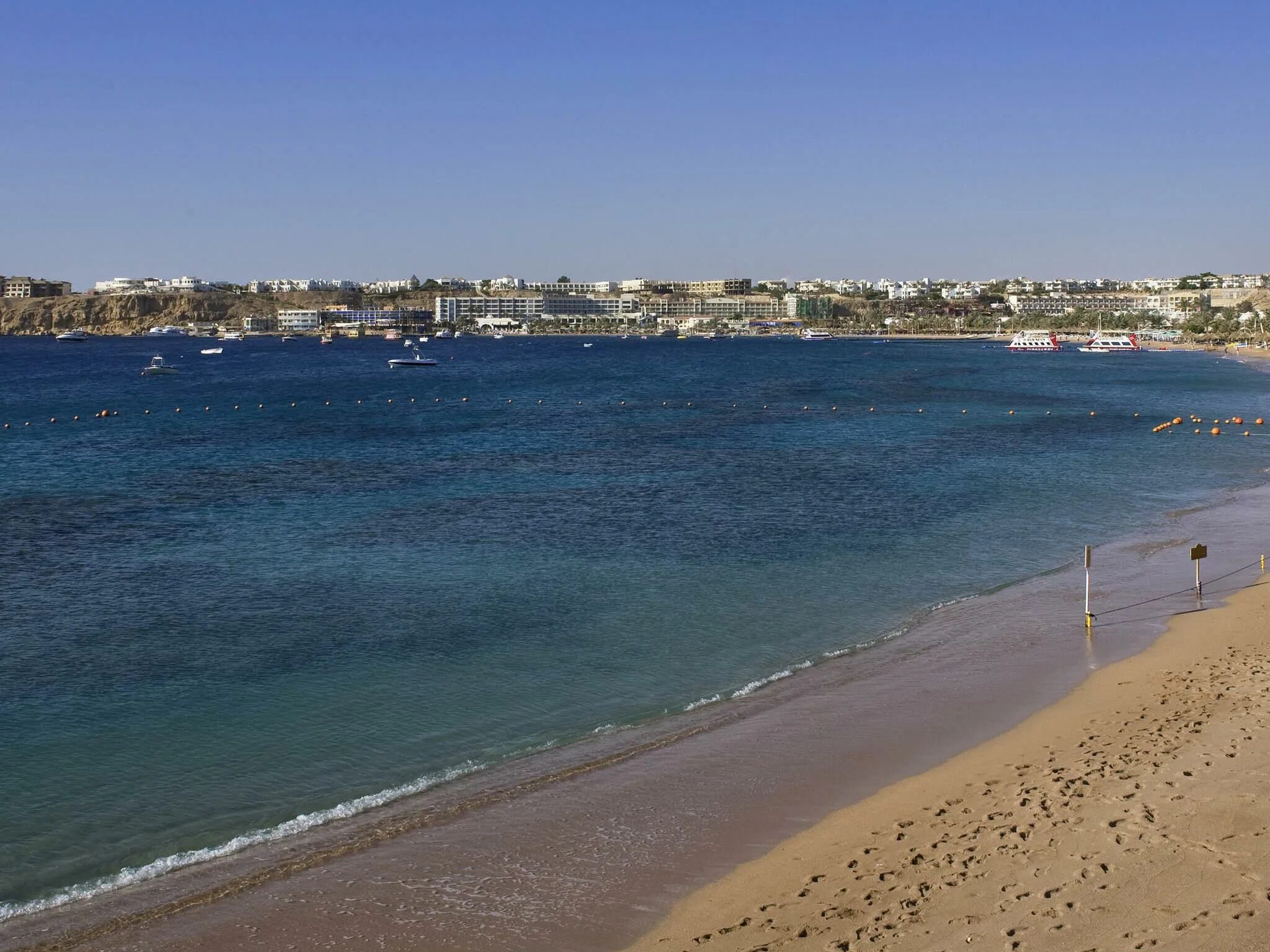 Naama beach египет. Наама бэй променад резорт шарм-эль-шейх. Naama beach египет. Шарм эль шейх наама. Новотель бич шарм.