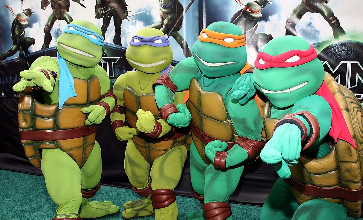 Леонардо Микеланджело Донателло. Teenage Mutant Ninja Turtles. Микеланджело Черепашки-ниндзя 1990. Черепашки ниндзя 1986 Микеланджело.