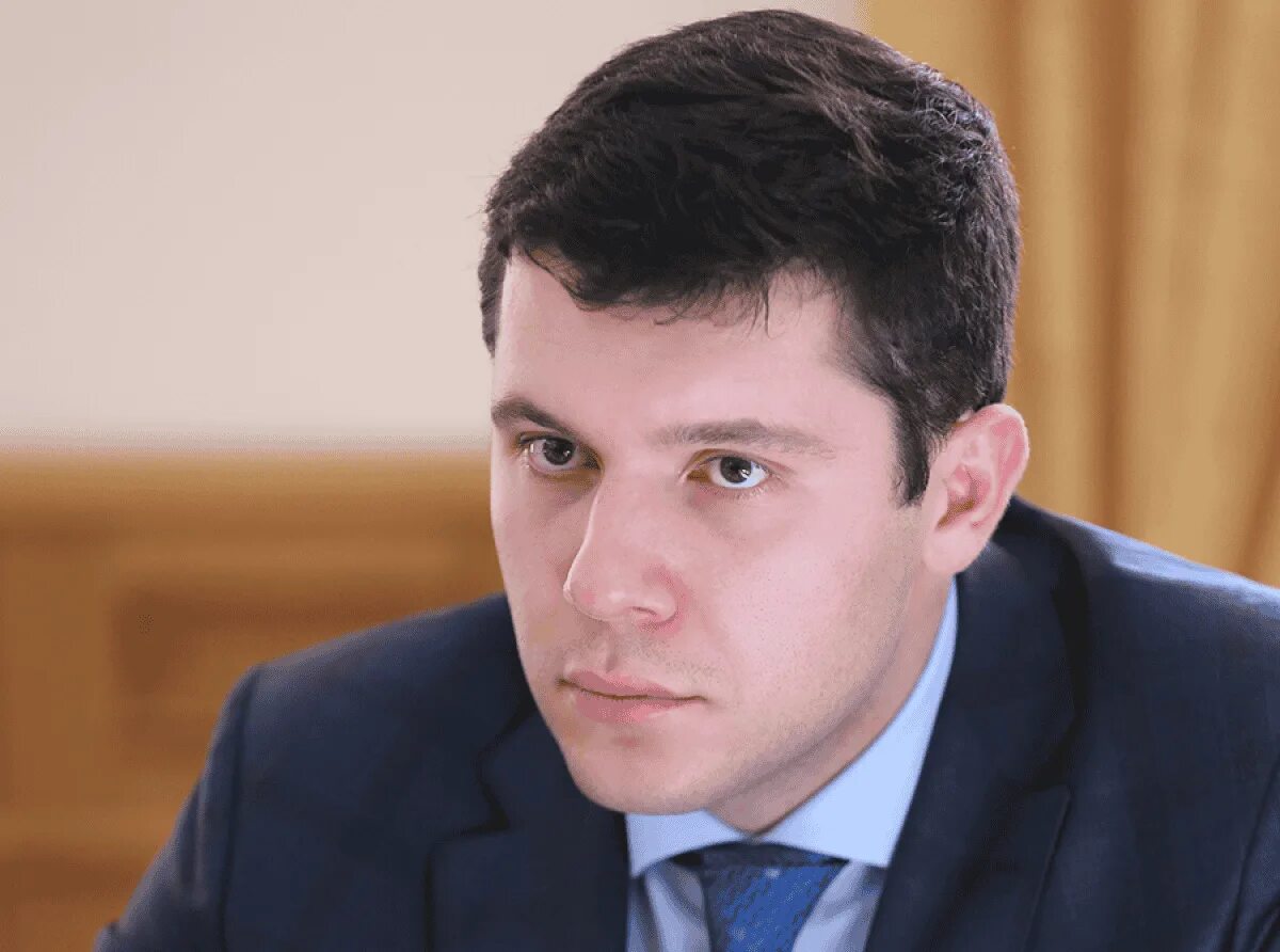 Алиханов национальность. Антон андреевич алеханов. антон алиханов губернатор калининградской области. алиханов антон андреевич калининград. антон андреевич алиханов фото.