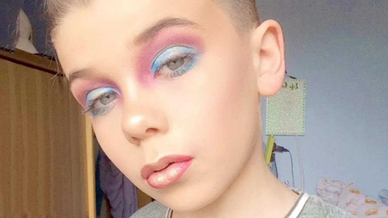 модный макияж для детей. макияж для подростка. мэдди зиглер фото. детский макияж. видео детей макияж.