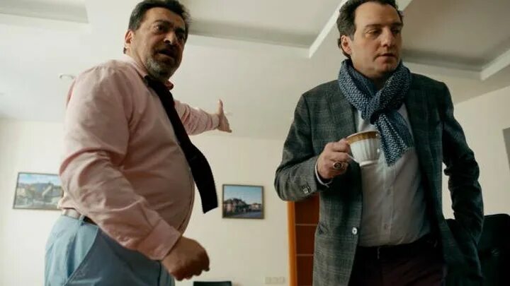 Последний магикян 1 сезон 1 серия. Давид из магикян. Последний из магикян сериал давид. Карен магикян. Последний из магикян сериал маринэ.