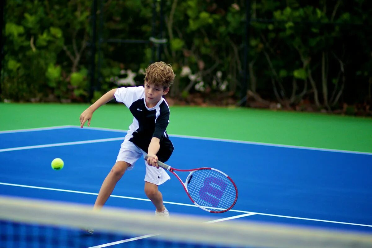 I play tennis. Теннис. Большой теннис. Детский теннис. Теннис дети.