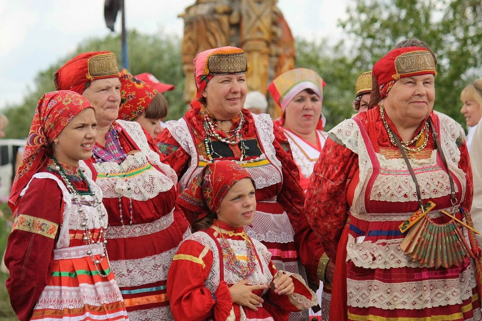 Мокша. Народы мордовии мокша эрзя. мордва финно-угорский народ. народ мордва мокша самарской области. мордовия, нация мордвины.