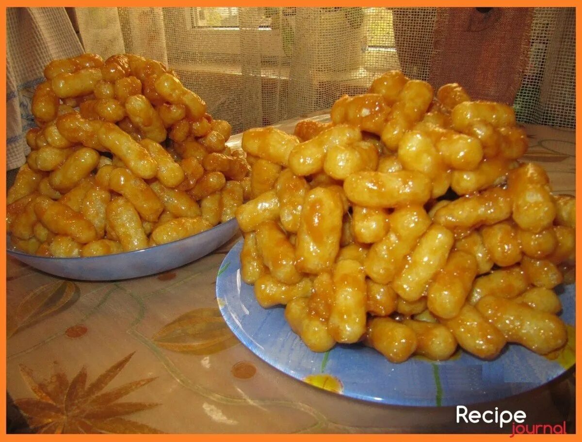 Кукурузные палочки с ирисками рецепт. Торт из кукурузных палочек. Торт кукурузные палочки с ирисками. Торт муравейник из кукурузных палочек. Чак чак из кукурузных палочек и ирисок.