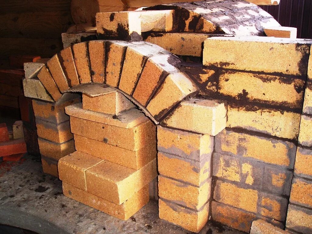Кладка банного кирпича