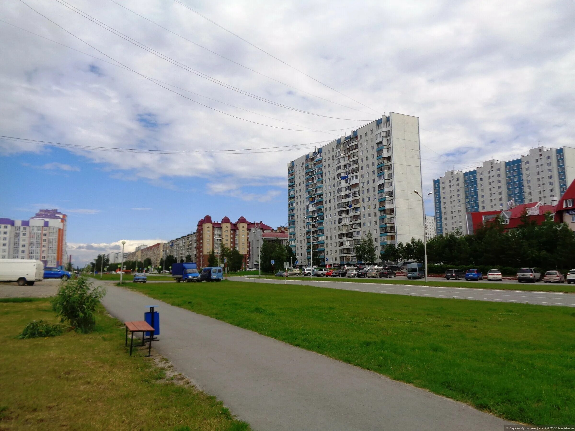 Открытый город. Улица нововартовская нижневартовск. Нижневартовск центр города. Нижневартовск любимый город. Нижневартовск лето.