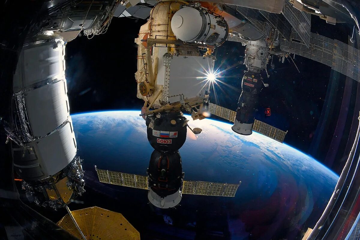 Какой корабль сейчас в космосе. Модуль Прогресс МКС. Космический корабль Союз МС. Русский модуль МКС 2021. Космический корабль Союз МС 17.