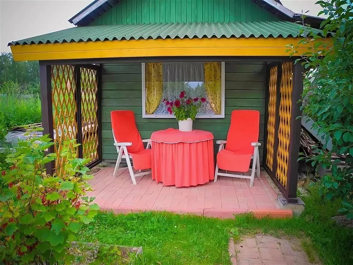 Low Budget Pallet Outdoor Lounge Diy pallet furniture outdoor, Pallet furniture 