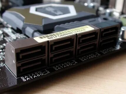 Материнская плата asus sabertooth 990fx