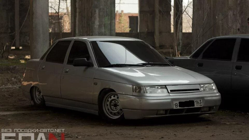 Ваз 2110 -120. Ваз 2110 -90. Ваз 2110 на посадке. Ваз 2110 занижение. Ваз 2110 бункер.