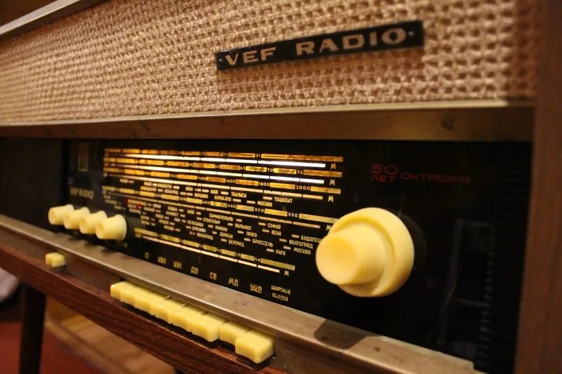 Радиоприёмник вэф супер м557. Радиола vef. Радиола рига вэф. Радиола вэф альфа. Vef radio.
