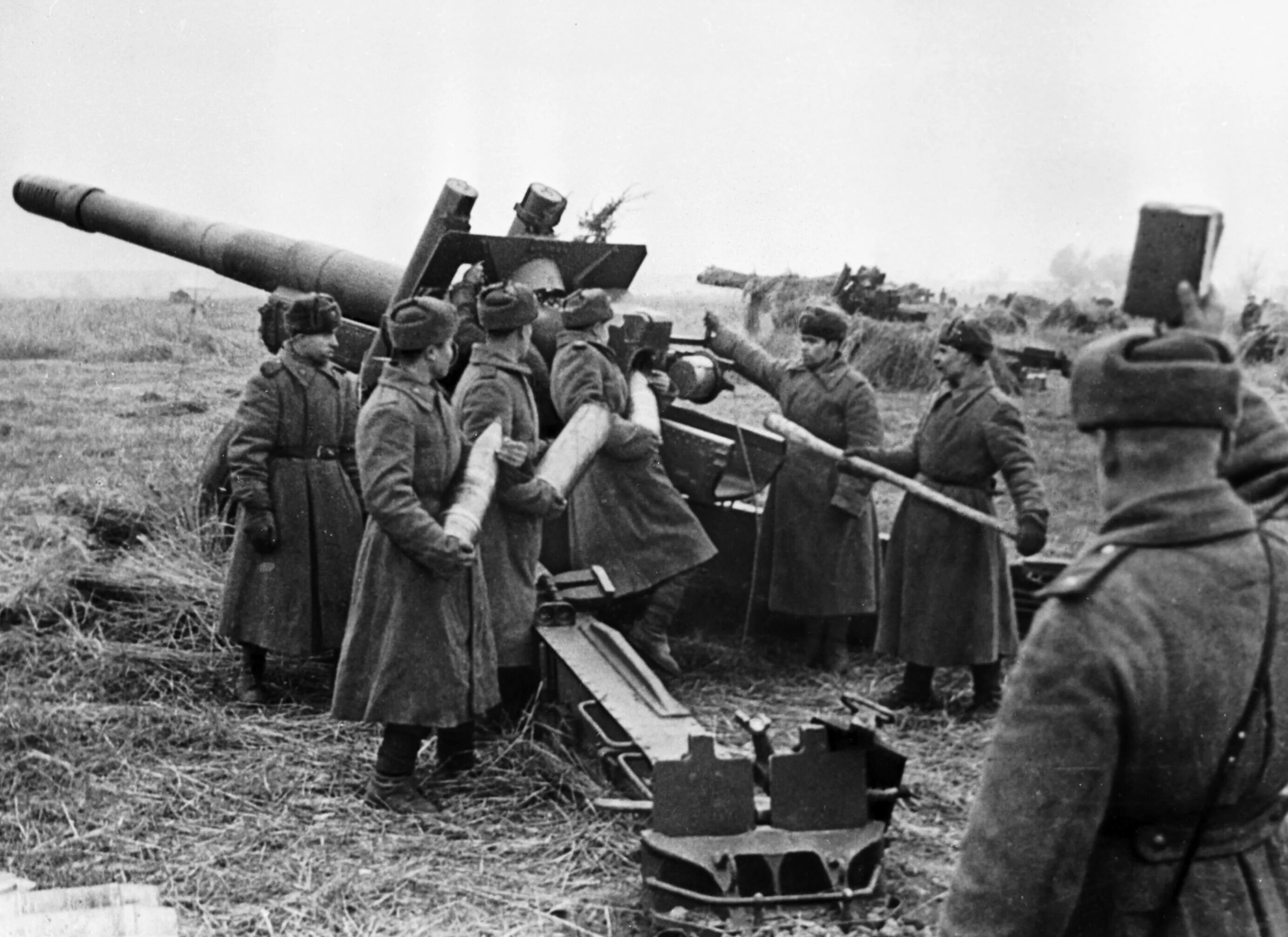 Второй день войны 1941. Артиллеристы в годы Великой Отечественной войны 1941-1945.