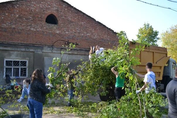 Д бутырки. Село большие Поляны Старожиловский район. Большие Поляны Рязанская область Старожиловский район. Церковь Старожиловский район д Зверево. Хрущево Старожиловский район.