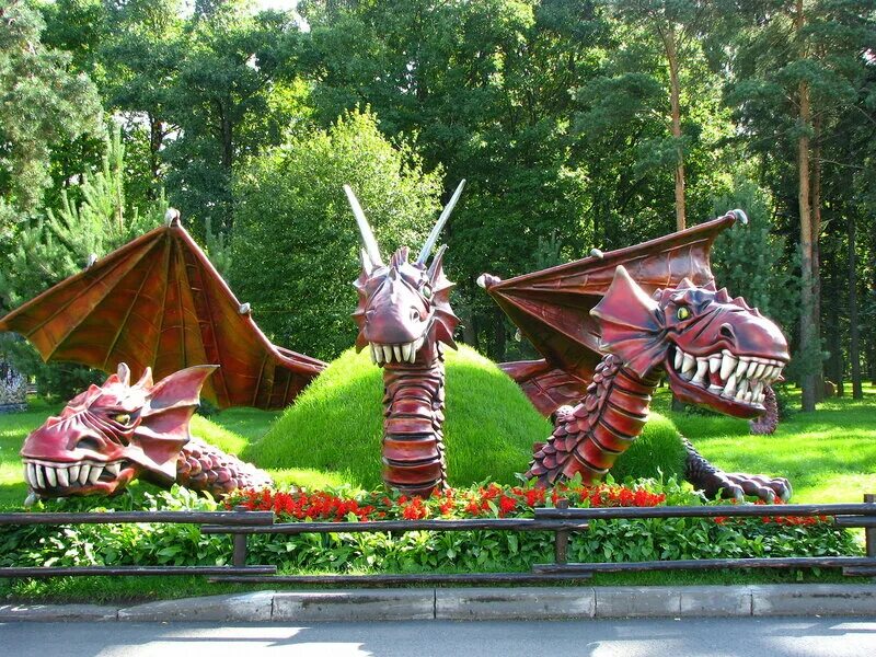 Крестовский остров парк диво остров. Остров драконов диво остров аттракцион. Остров драконов диво остров аттракцион спб. Парк на крестовском острове спб. Диво остров санкт-петербург для детей.