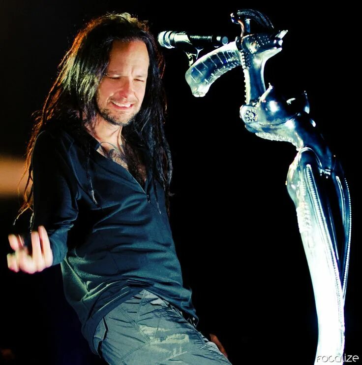 Korn break. Korn солист. korn джонатан дэвис. солист корн джонатан дэвис. джонатан дэвис 1994.