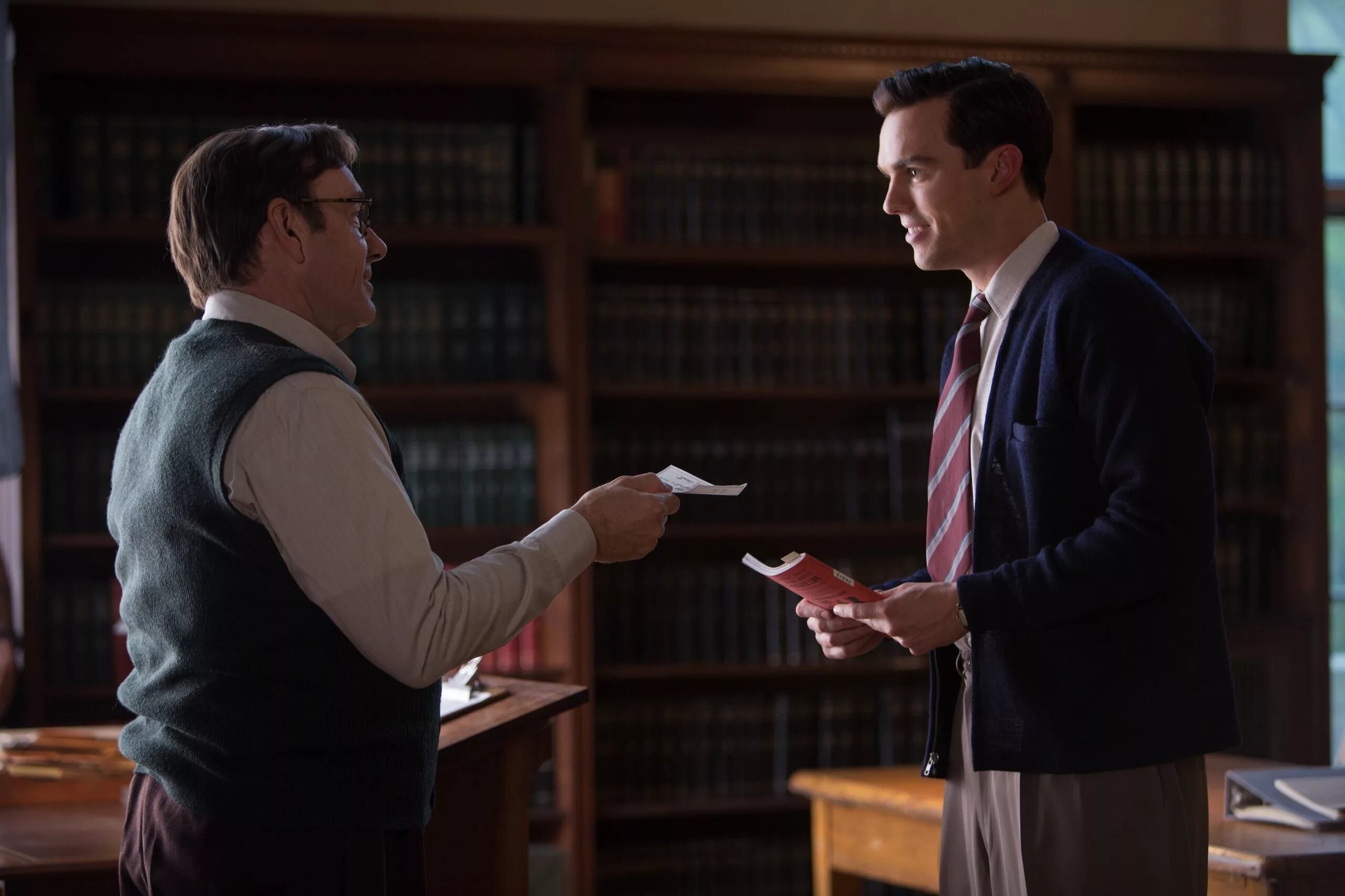 За пропастью во ржи 2016. Николас холт за пропастью во ржи. За пропастью во ржи фильм. Над пропастью во ржи экранизация. Над пропастью во ржи экранизация.